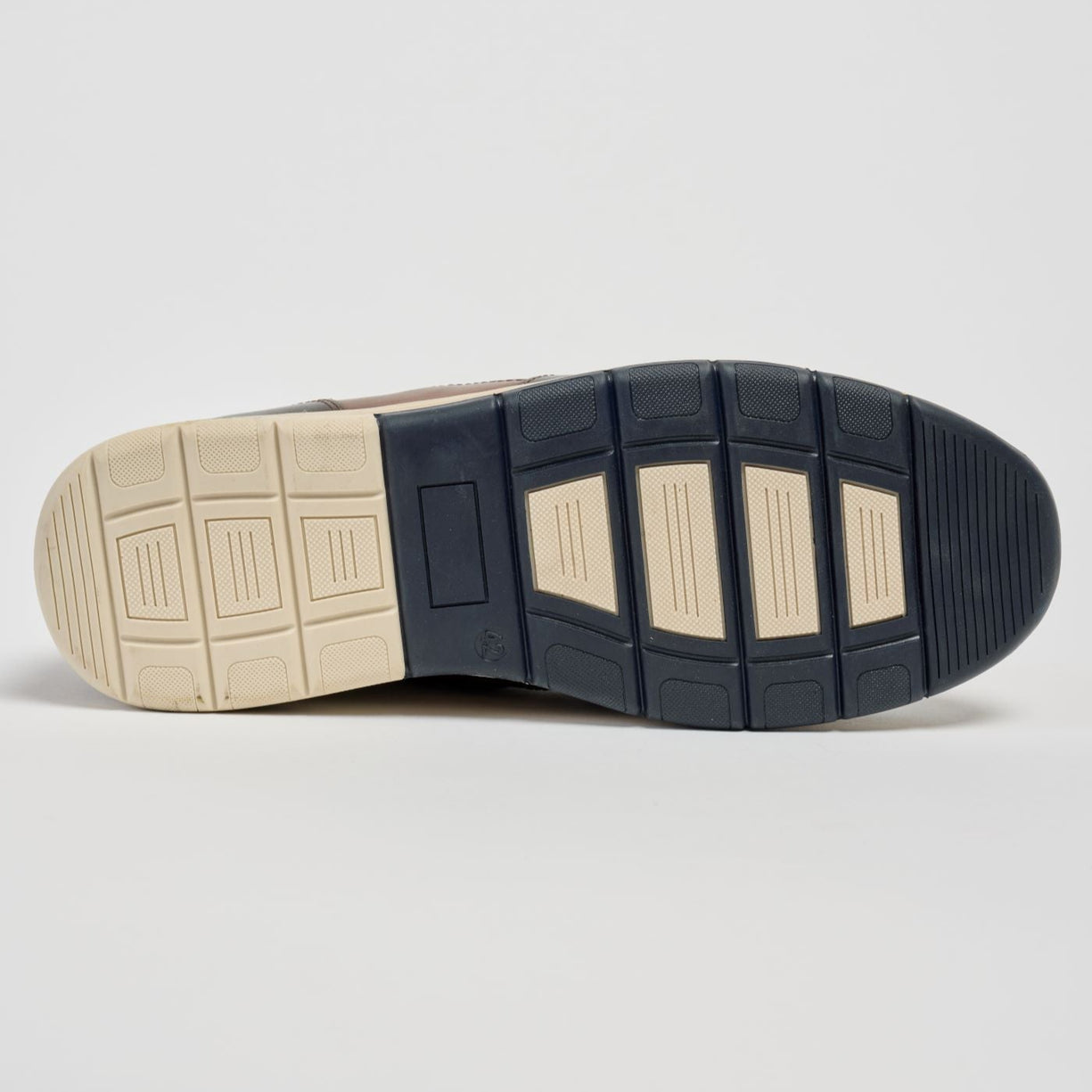 Pod Arrow Navy Leather Trainers
