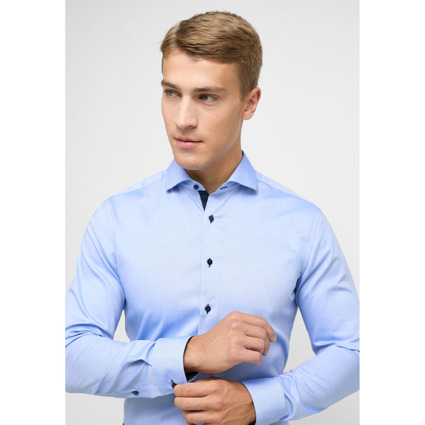 Eterna 8100 12 F132 Blue Slim Fit Shirt