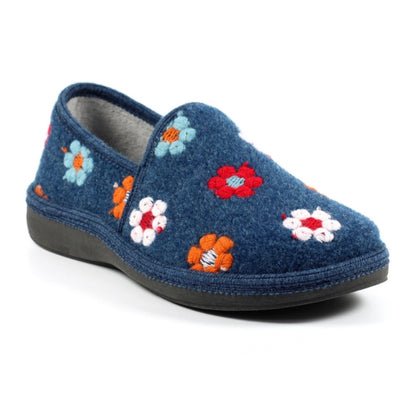 Lunar KLS125 Sepal Blue Slippers