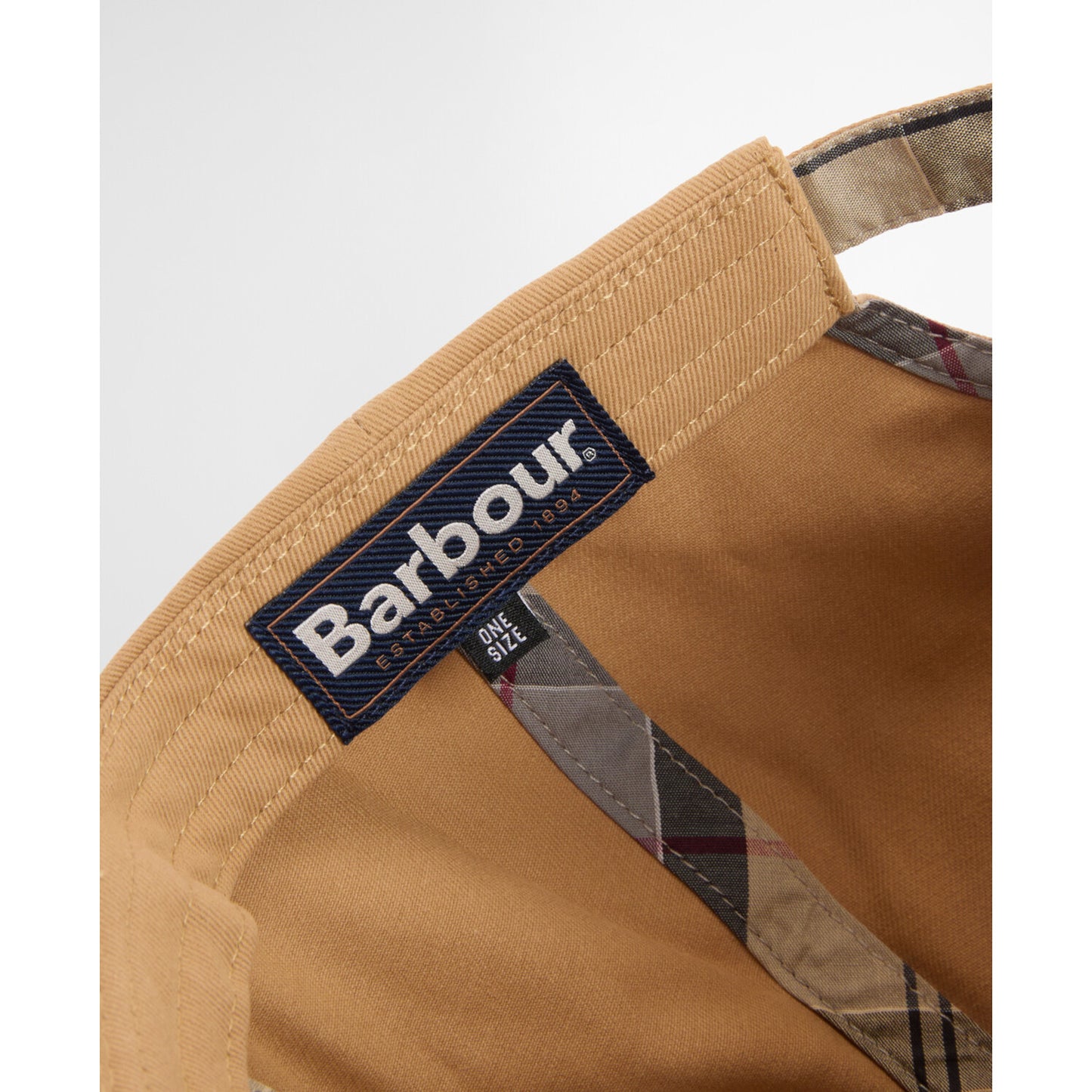 Barbour Langdale Sandstone/Navy Cap