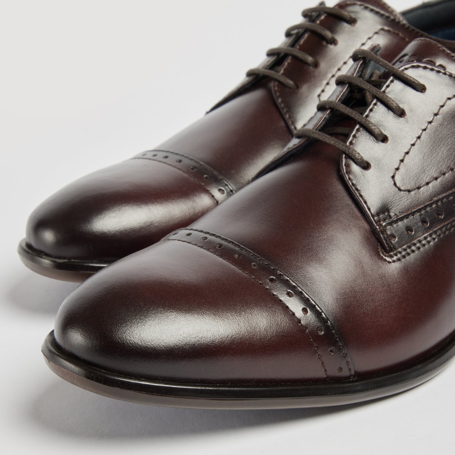 Pod Ralph Chestnut Shoe