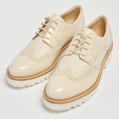 Pod Kortney Off White Lace Up Brogues