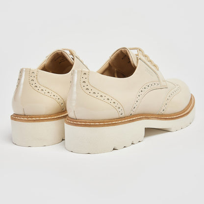 Pod Kortney Off White Lace Up Brogues