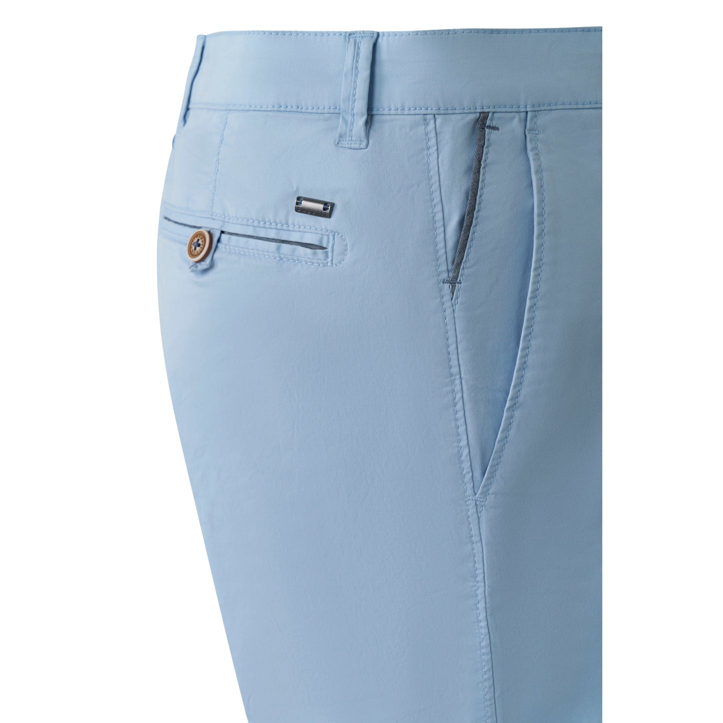 Bugatti 4379 76441C 320 Light Blue Bermuda Shorts