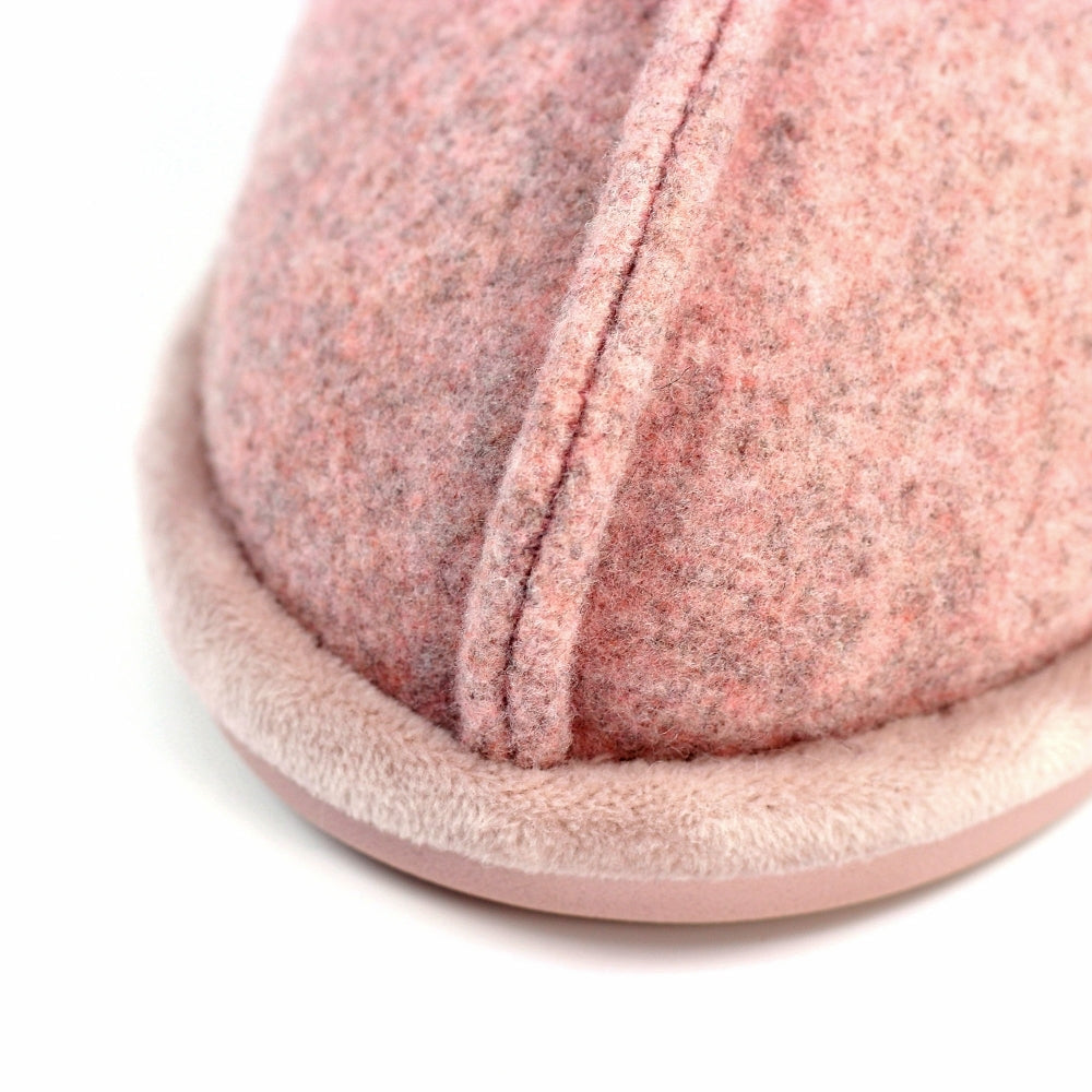 Lunar Carol Pink Slipper