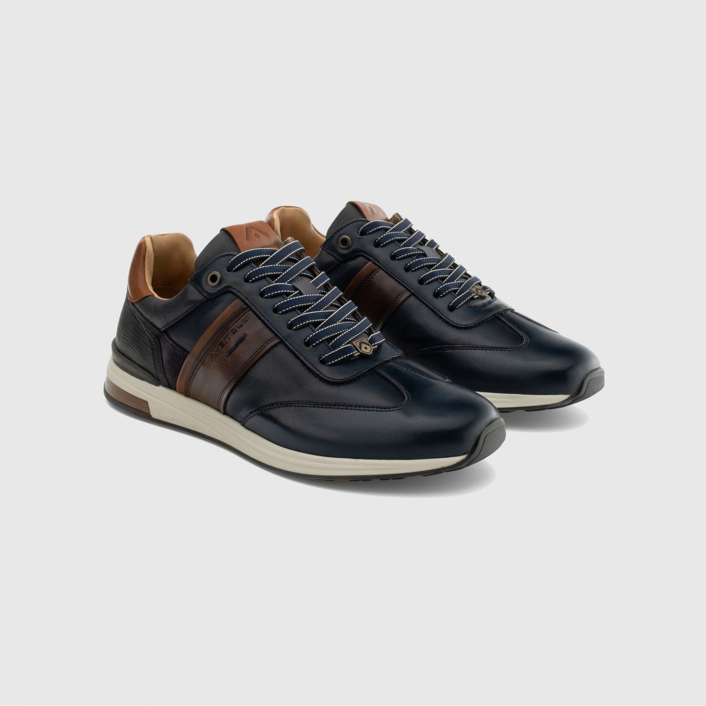 Ambitious 14050 6553Am Navy Trainers