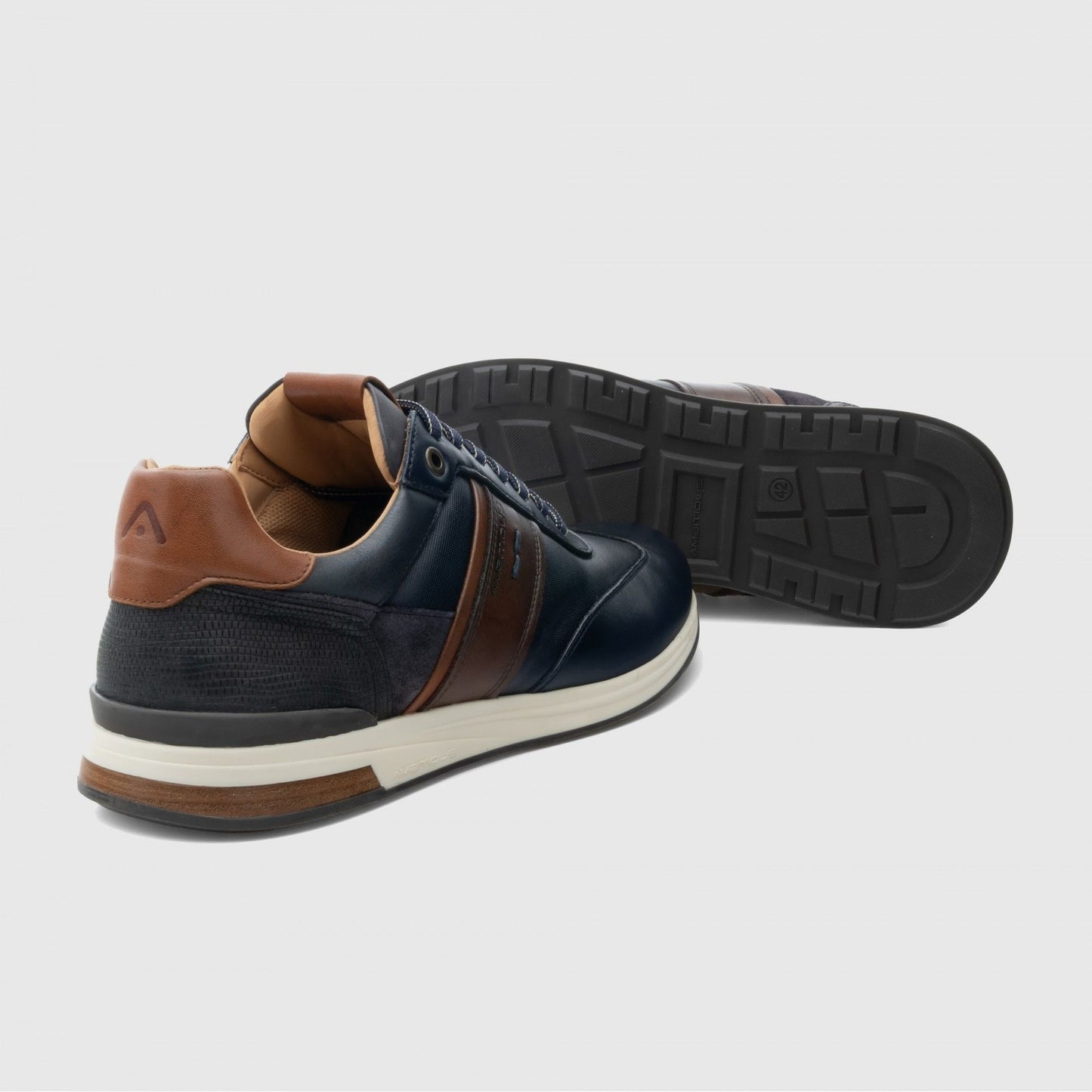 Ambitious 14050 6553Am Navy Trainers