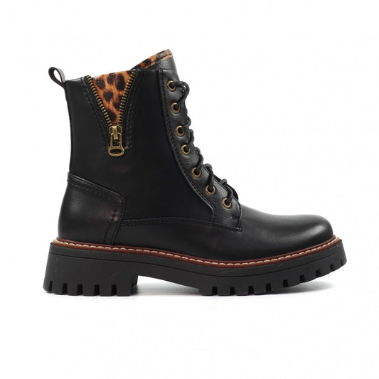 Lunar Colorado Black Ankle Boots