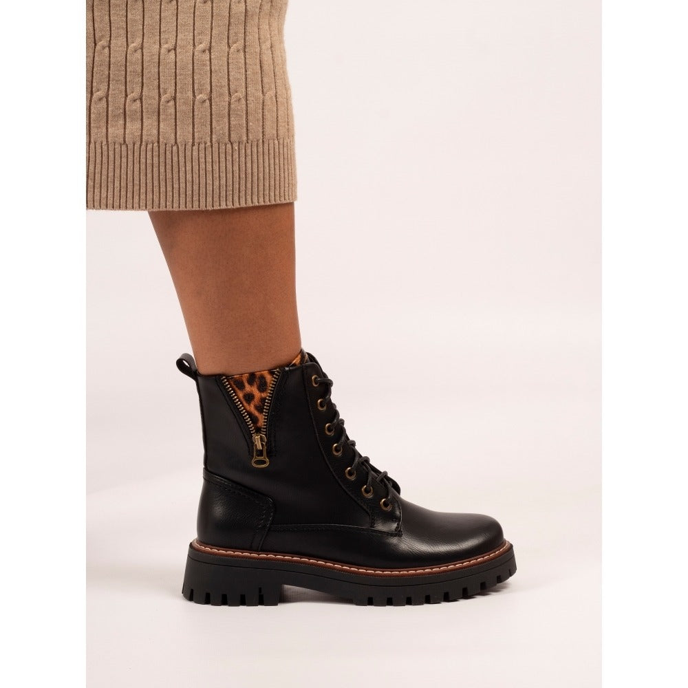 Lunar Colorado Black Ankle Boots