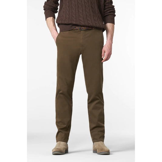 Meyer 5617 946 New York Caramel Chino