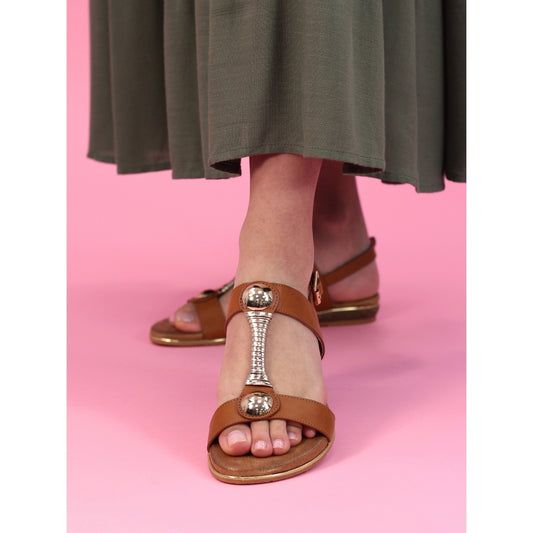 Lunar Renoir Tan Sandals