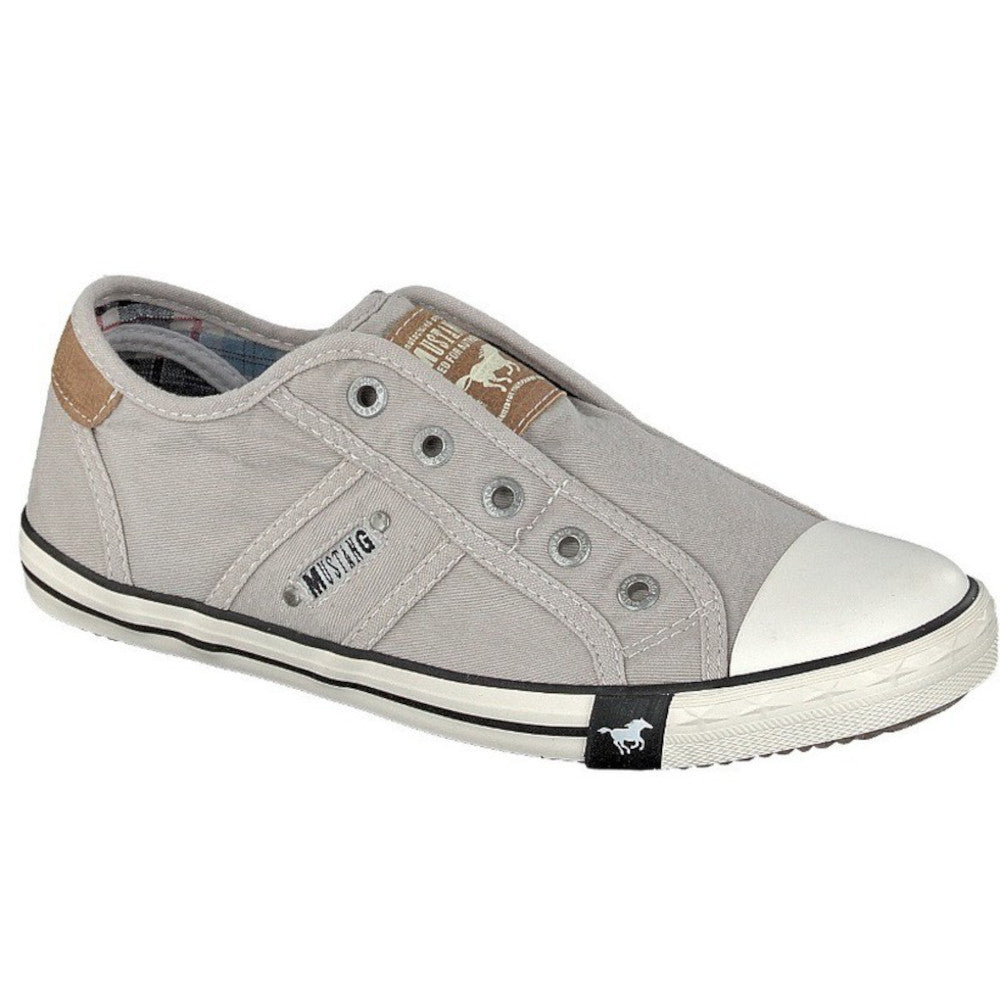 Mustang 1099-401-22 Light Grey Casual Shoes
