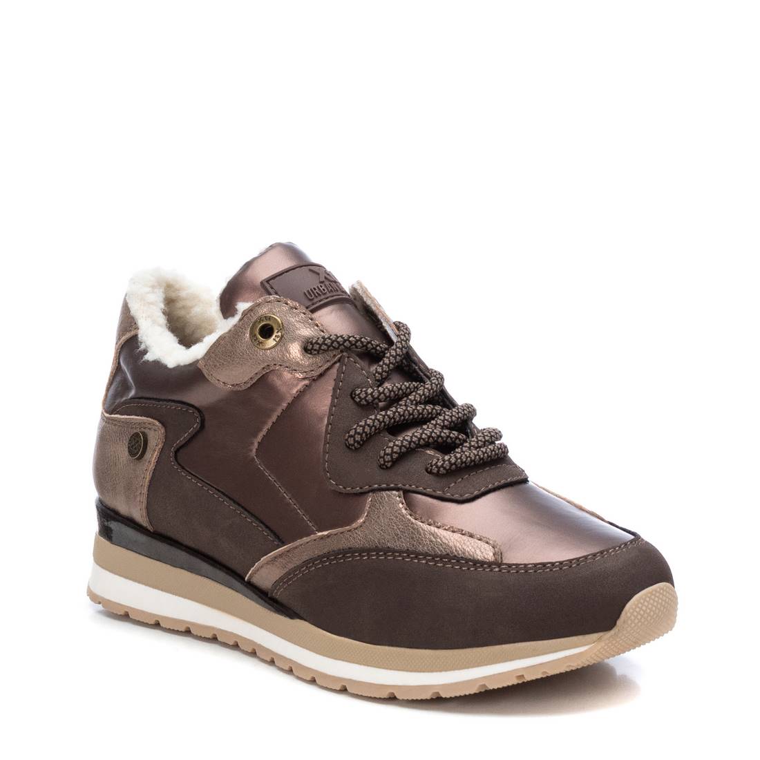 Xti 140178 Taupe Trainers