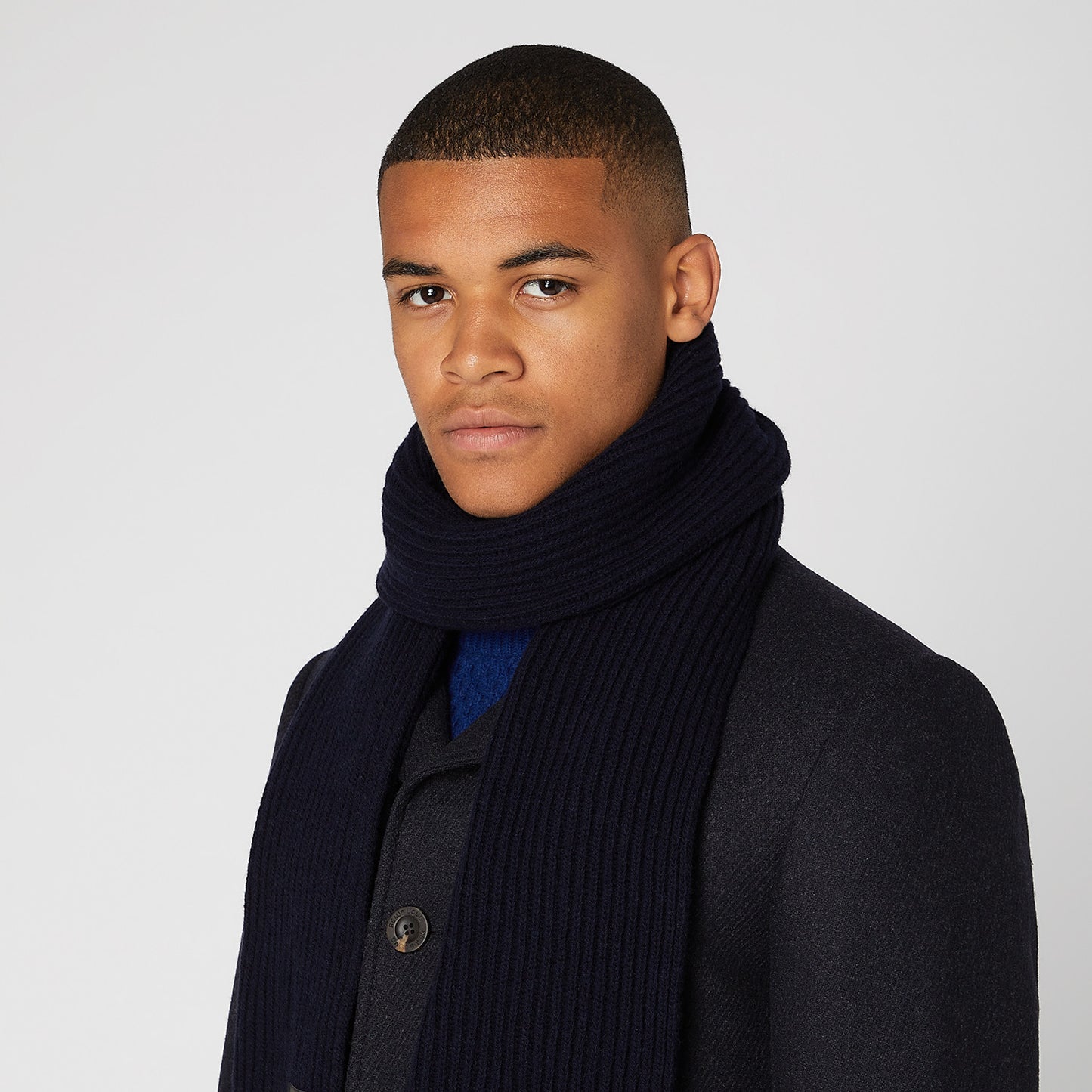 Remus Uomo 58580 78 Navy Knitted Scarf