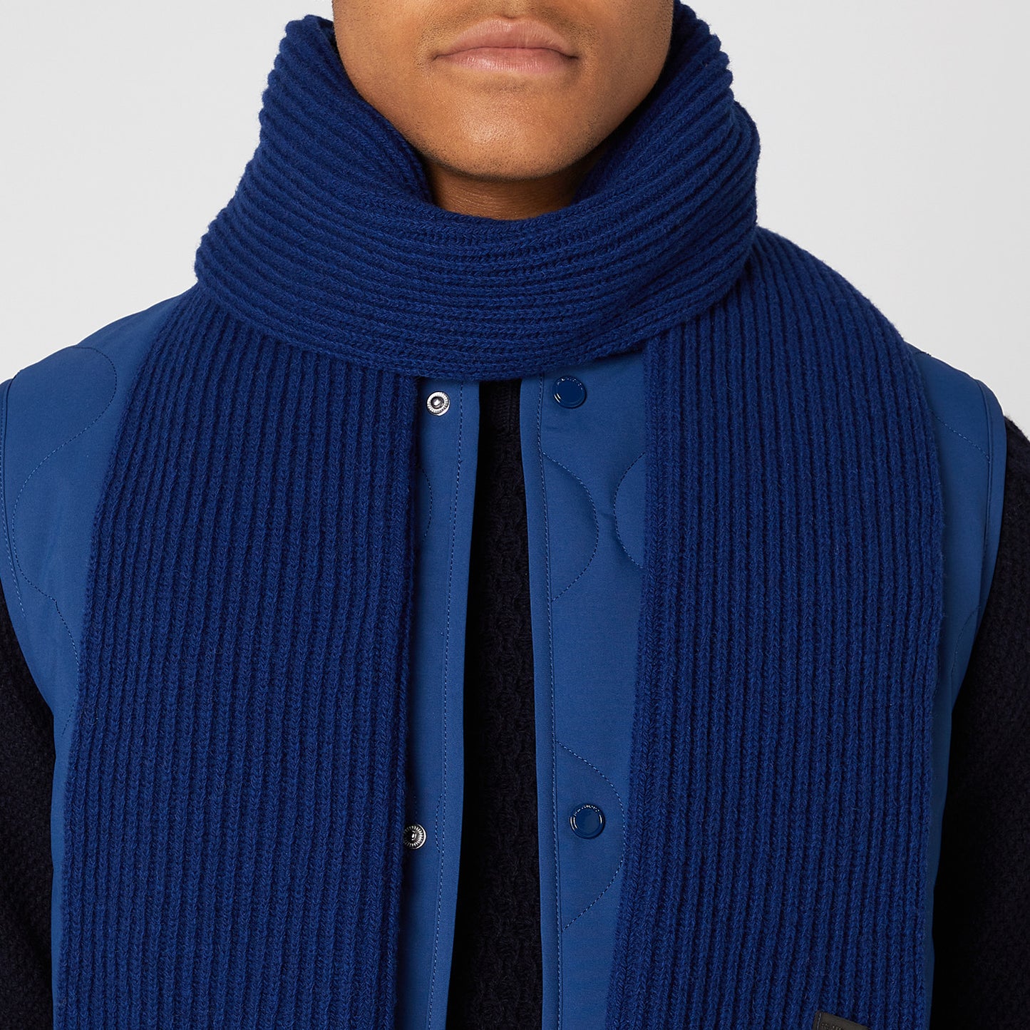 Remus Uomo 58580 24 Royal Blue Knitted Scarf