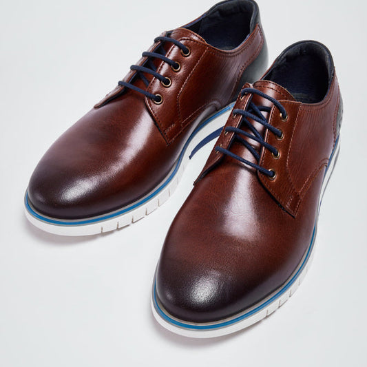 Pod Cillian Brown Trainers